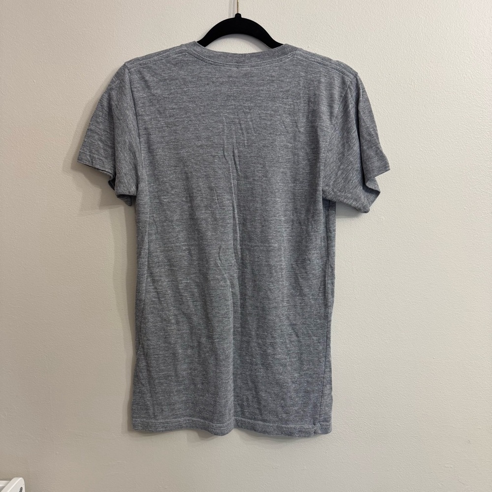 Late Night with Seth Meyers Graphic T Shirt Grey Unisex Size Small - Picture 5 of 6